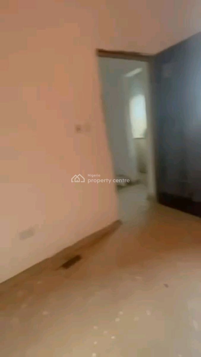 a Decent and Standard Miniflat, Groundfloor with 2toilets and Bath, Off Fola Agoro Road, Yaba, Lagos, Mini Flat (room and Parlour) for Rent