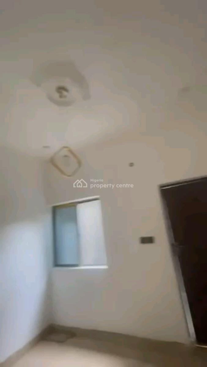 a Decent and Standard Miniflat, Groundfloor with 2toilets and Bath, Off Fola Agoro Road, Yaba, Lagos, Mini Flat (room and Parlour) for Rent