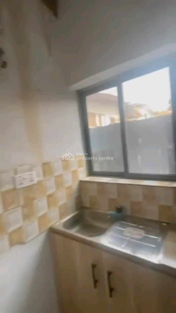 a Decent and Standard Miniflat, Groundfloor with 2toilets and Bath, Off Fola Agoro Road, Yaba, Lagos, Mini Flat (room and Parlour) for Rent