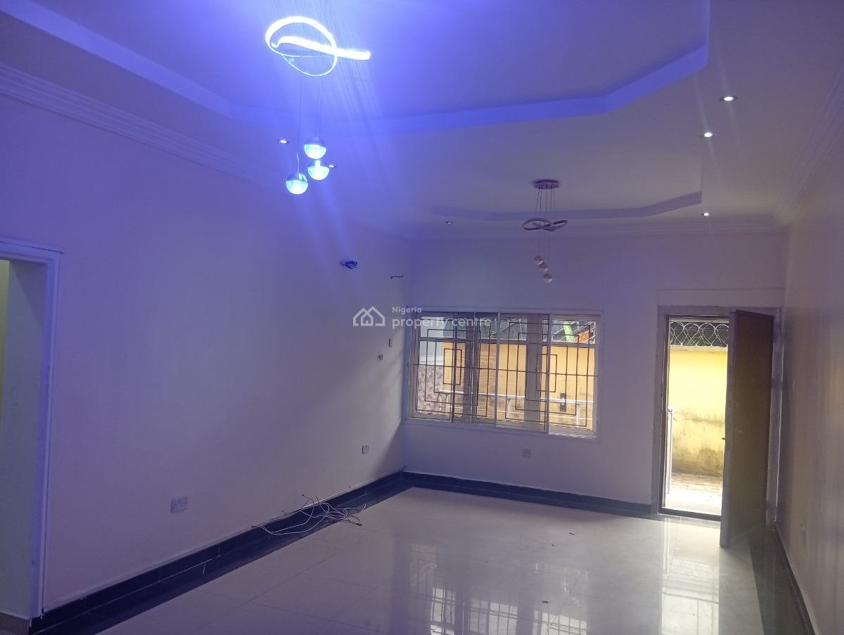 a Self Serviced 2 Bedroom Flat in Lekki Phase 1., Lekki Phase 1, Lekki Phase 1, Lekki, Lagos, Flat / Apartment for Rent
