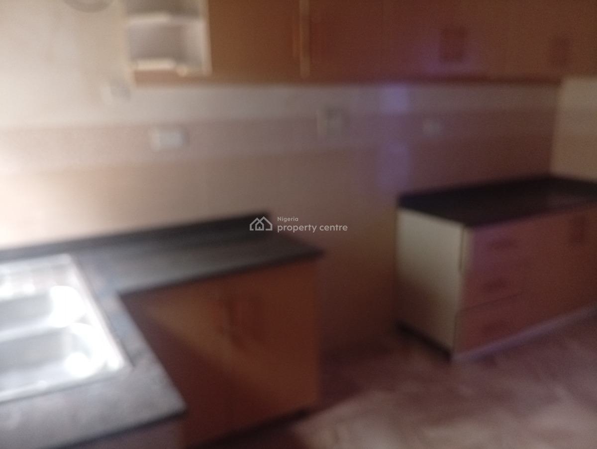 a Self Serviced 2 Bedroom Flat in Lekki Phase 1., Lekki Phase 1, Lekki Phase 1, Lekki, Lagos, Flat / Apartment for Rent