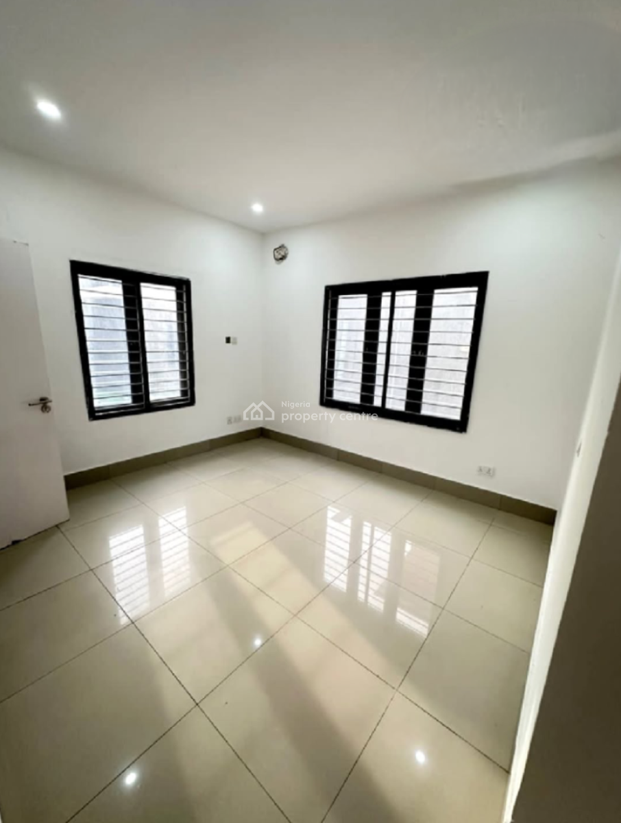 Fully Service 2bedroom Apartment at Lekki Right, Lekki Phase 1 Right Hand Side By Wre, Lekki, Lagos, House for Rent