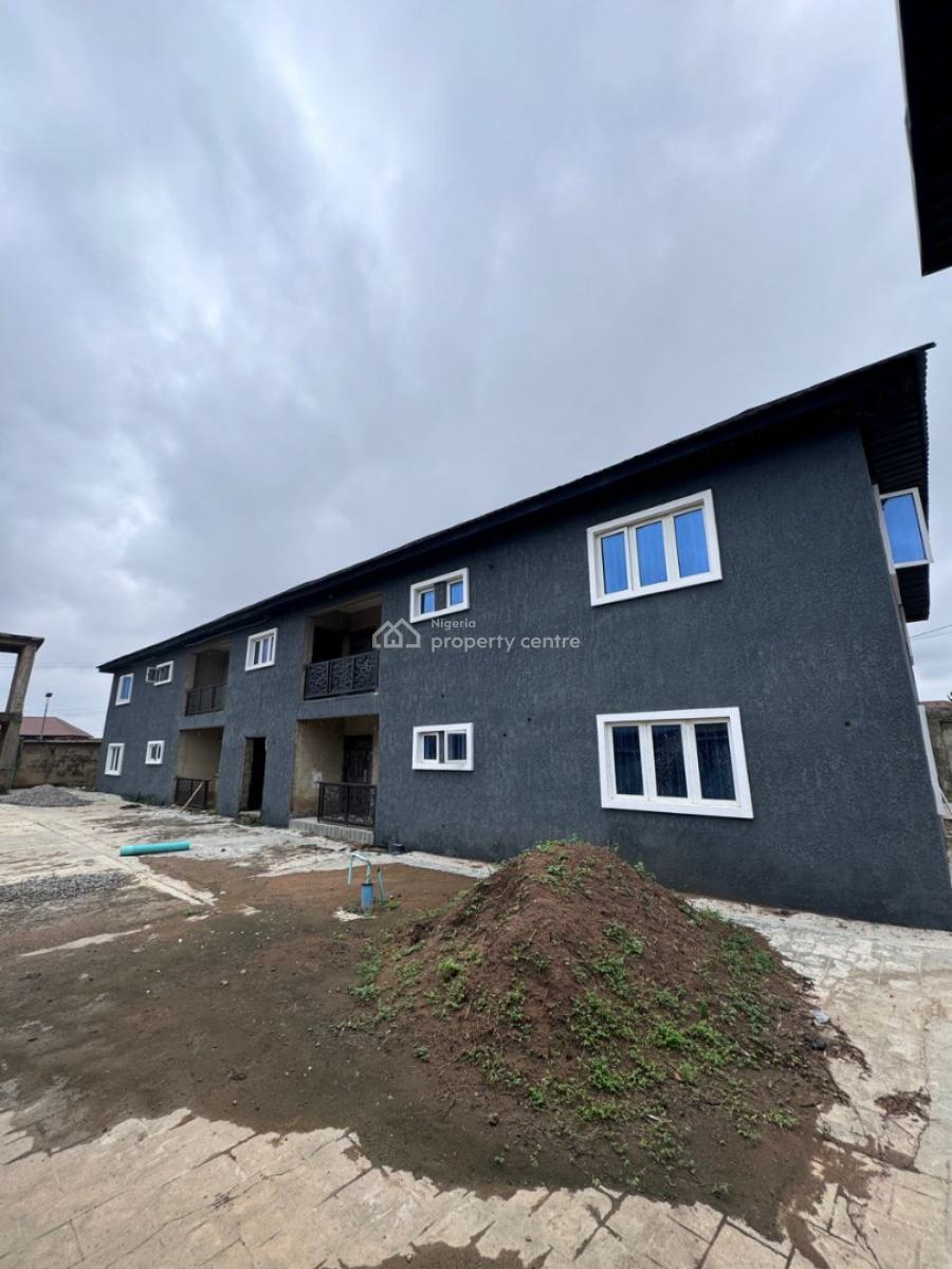 3 Bedroom Flat with Sweet Modern Facilities, Kolapo Ishola Gra, Akobo, Ibadan, Oyo, Flat / Apartment for Rent