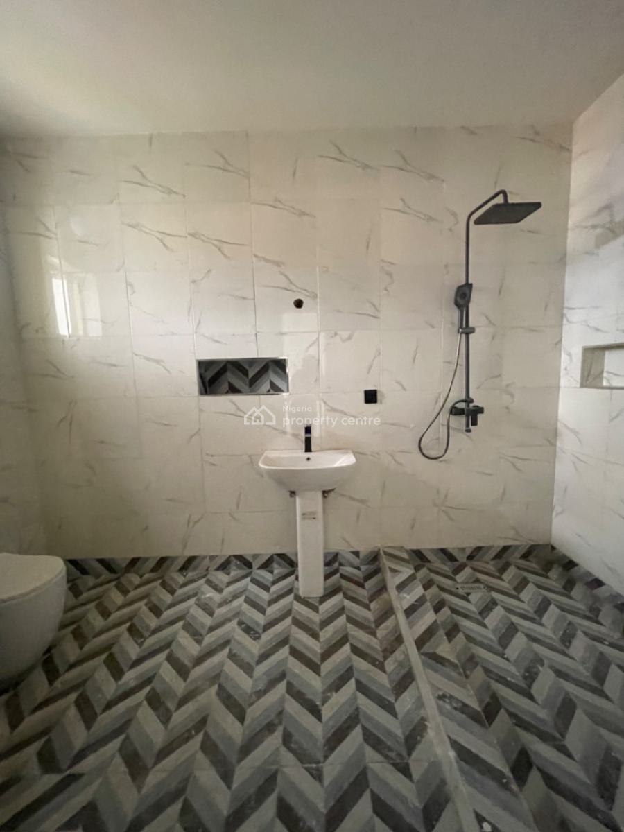 5bedroom Semi Detached Duplex and a Bq, Wuye, Abuja, Semi-detached Duplex for Sale