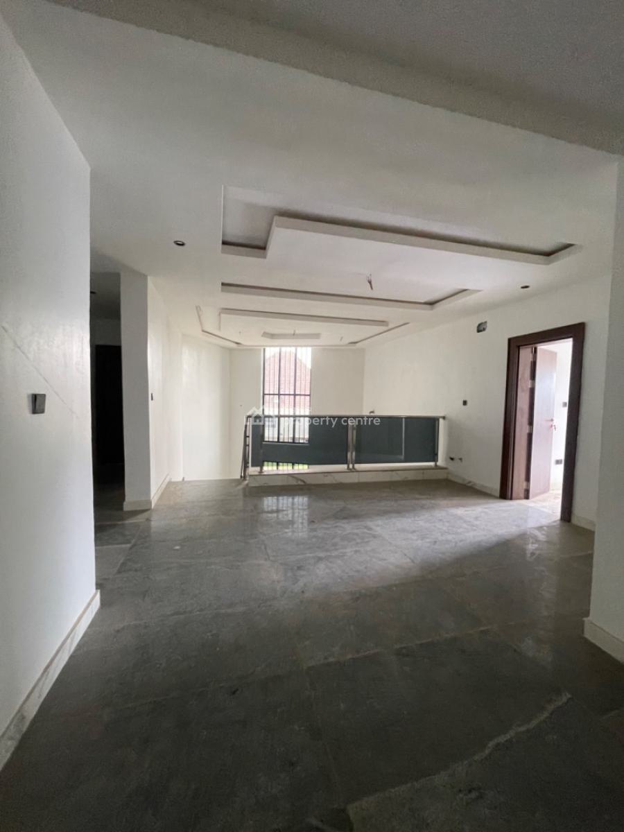 5bedroom Semi Detached Duplex and a Bq, Wuye, Abuja, Semi-detached Duplex for Sale