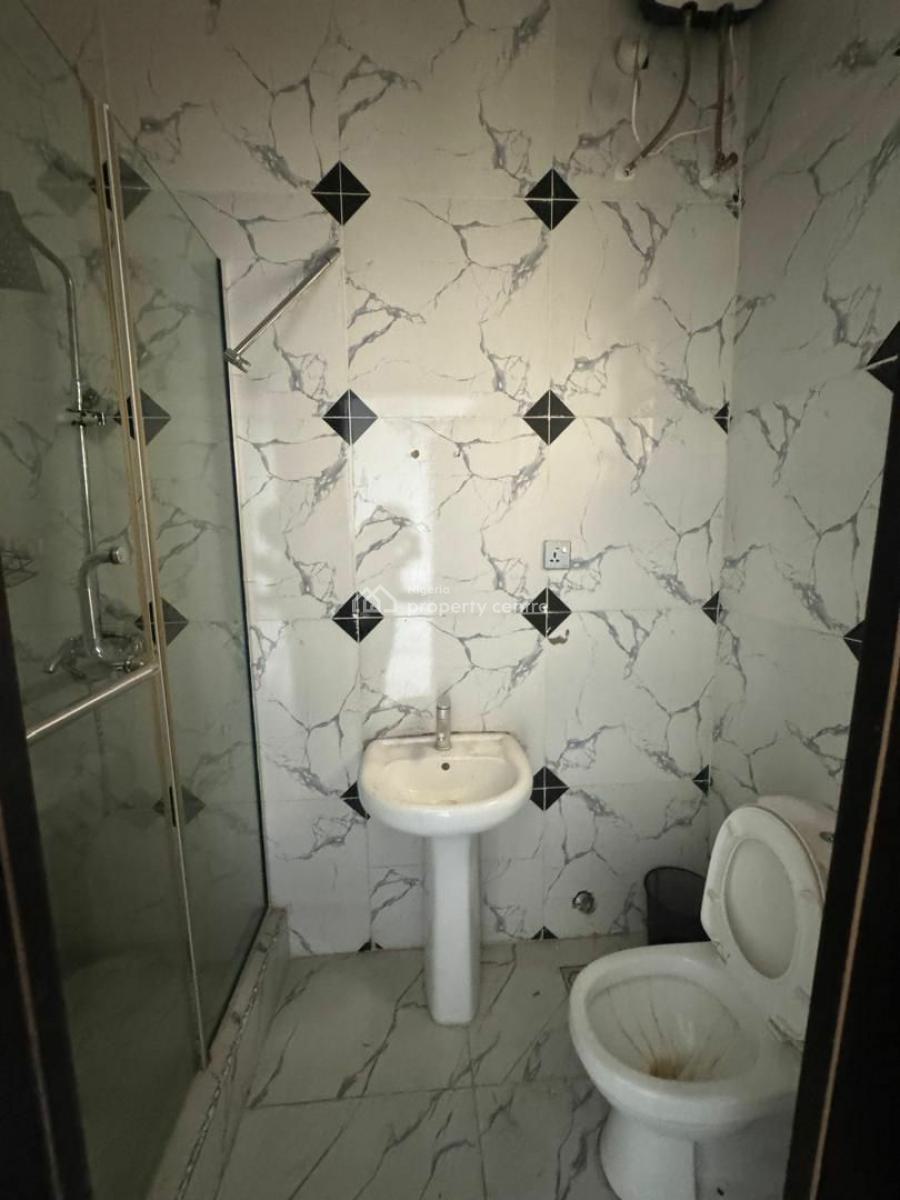 Lovely Spacious Guest Room Downstairs, Royal Pine Estate, Orchid, Ikota, Lekki, Lagos, Self Contain (single Rooms) for Rent