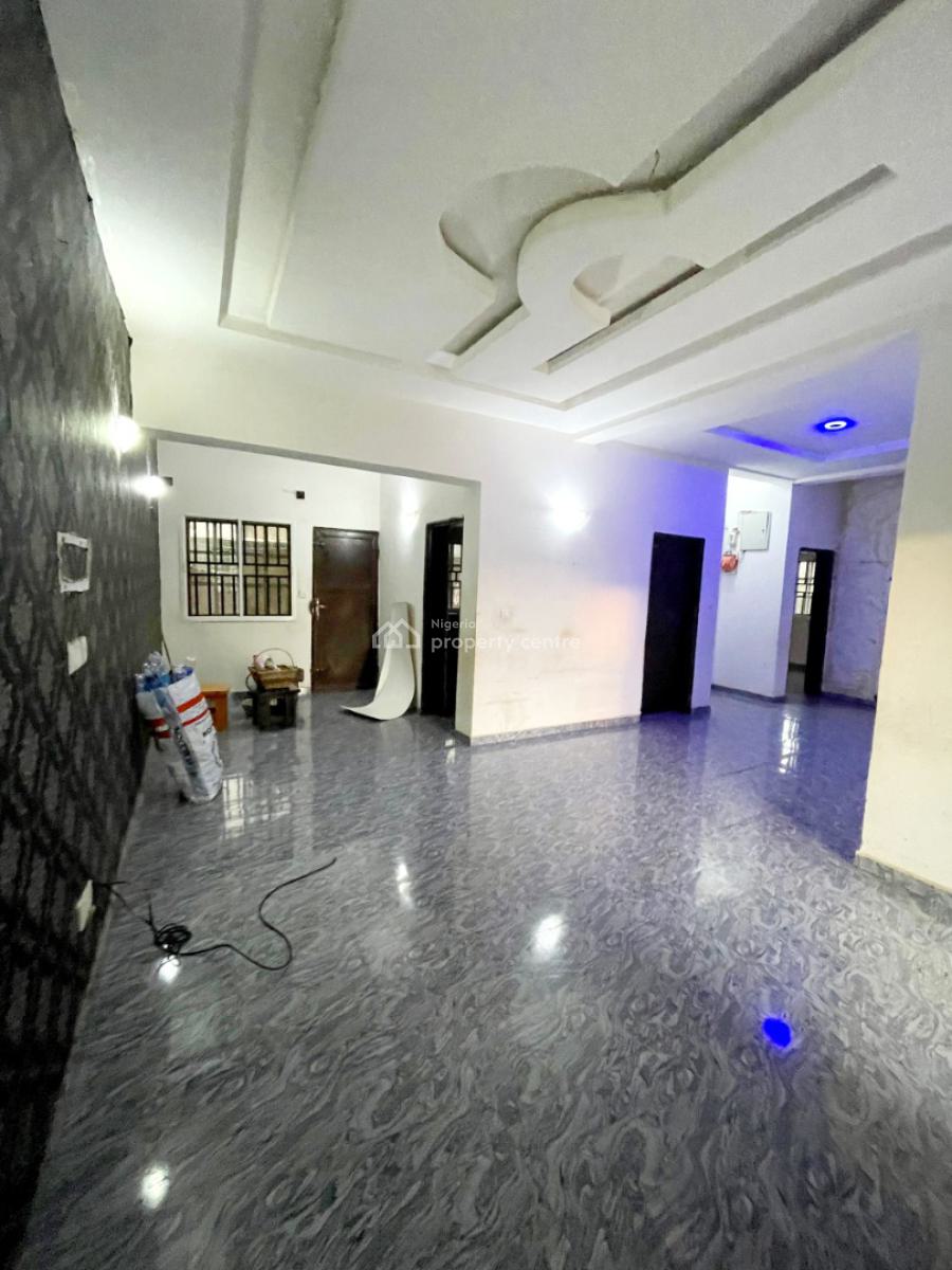Lovely 3 Bedroom Flat in a Secure Environment, By Bergers Clinic, Life Camp, Abuja, Flat / Apartment for Rent