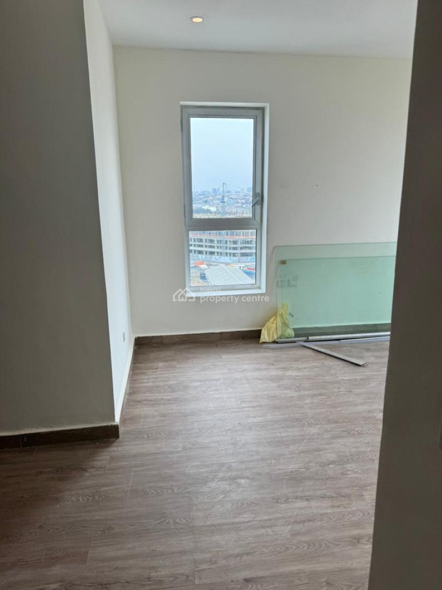 3 Bedroom Apartment, Blue Water, Lekki Phase 1, Lekki, Lagos, Flat / Apartment for Sale