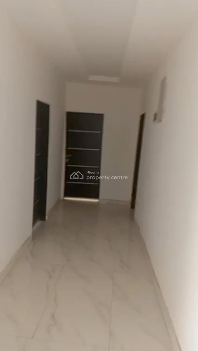 Newly Built 3bedroom, in an Estate, Guzape District, Abuja, Flat / Apartment for Rent