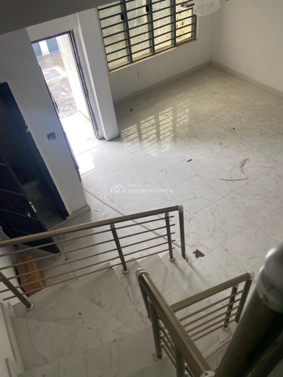 4 Bedroom Terrace Duplex with Bq, Olowora, Magodo, Lagos, Terraced Duplex for Sale