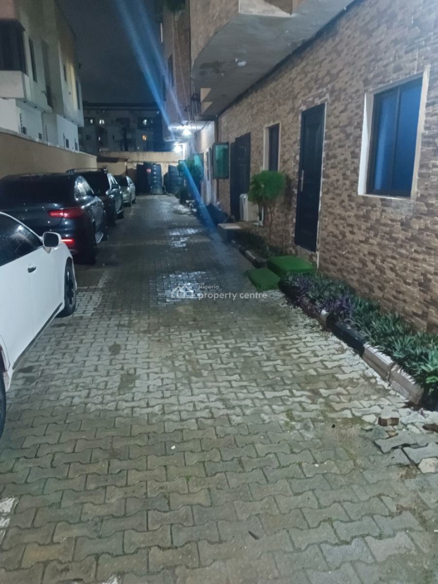 Very Tiny One Room Bq, Admiralty Homes Estate, Alpha Beach Road, New-road Bustop, Igbo Efon, Lekki, Lagos, Self Contain (single Rooms) for Rent