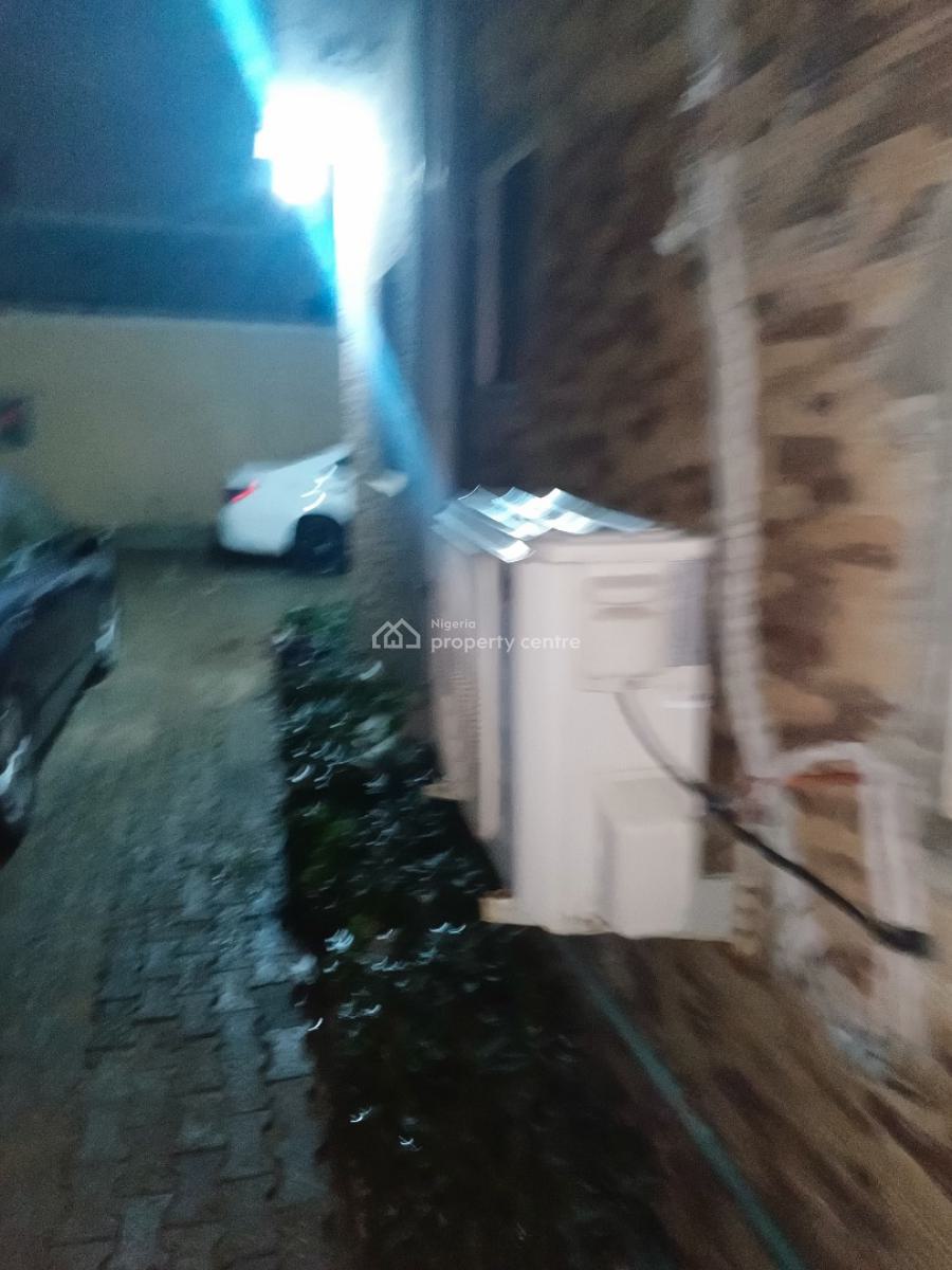 Very Tiny One Room Bq, Admiralty Homes Estate, Alpha Beach Road, New-road Bustop, Igbo Efon, Lekki, Lagos, Self Contain (single Rooms) for Rent