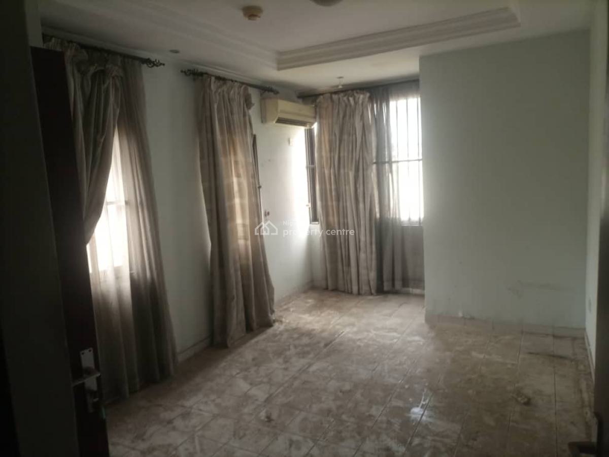 18 Nos 3 Bedroom Flat with Bq, Pool, Gym, Elevator, Lawn Tennis Court, Off Ajose Adeogun, Victoria Island (vi), Lagos, Flat / Apartment for Rent