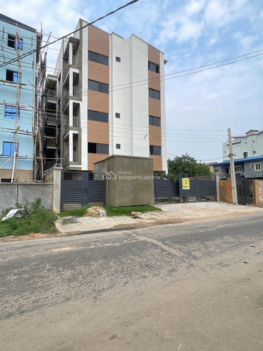 an Outstanding 3 Bedroom Apartment Suitable for Investment Purposes, Yaba, Lagos, Flat / Apartment for Sale