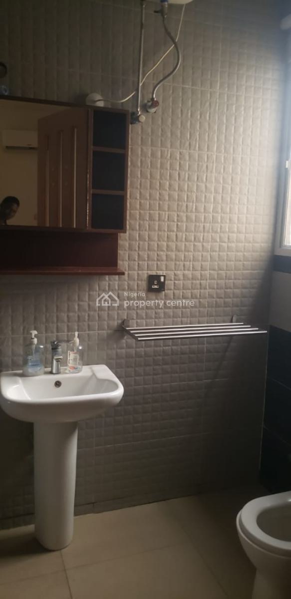 Newly Renovated Four Bedrooms All En-suite, Banana Island, Ikoyi, Lagos, Flat / Apartment for Rent