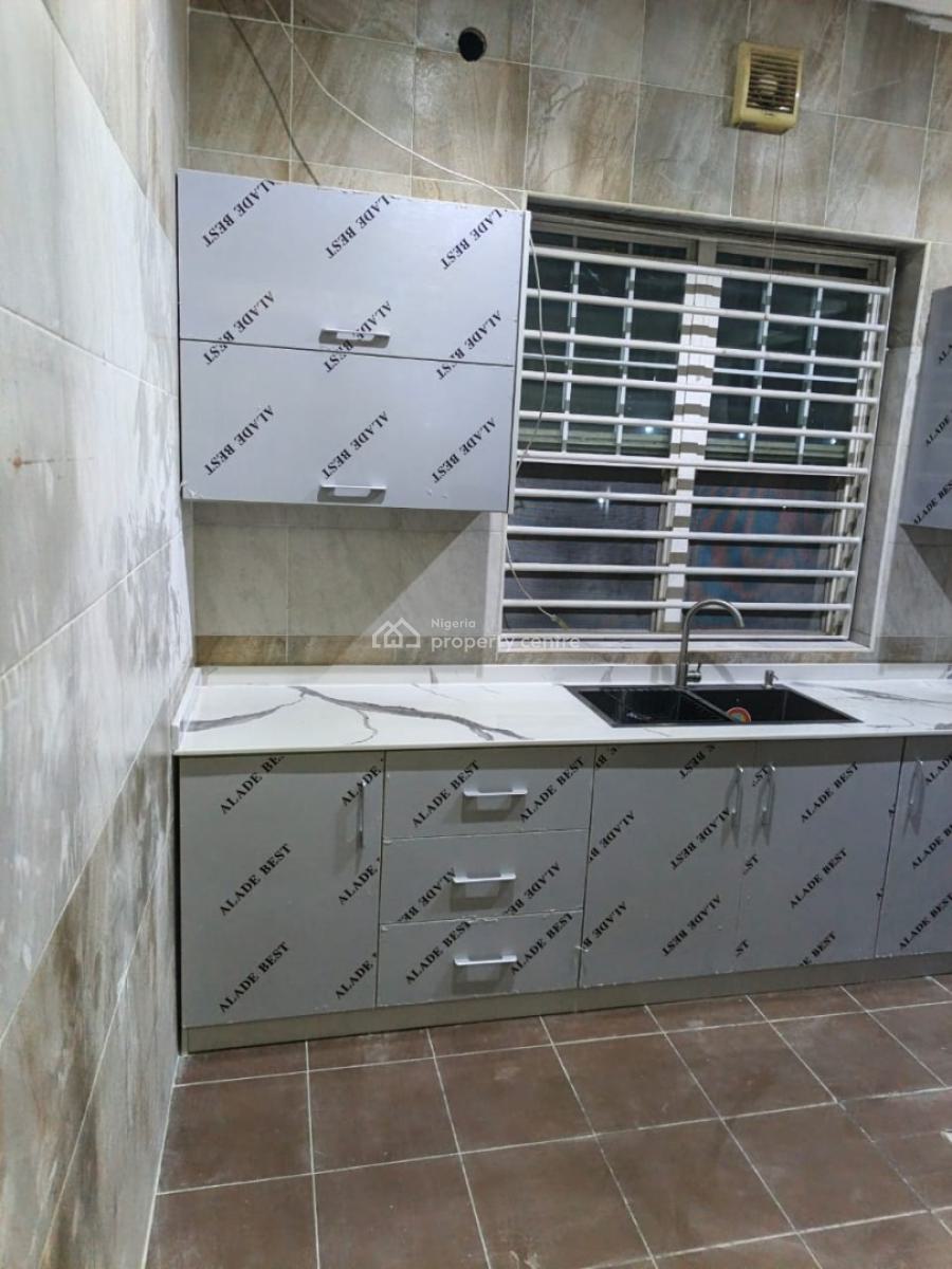 Newly Renovated Four Bedrooms All En-suite, Banana Island, Ikoyi, Lagos, Flat / Apartment for Rent
