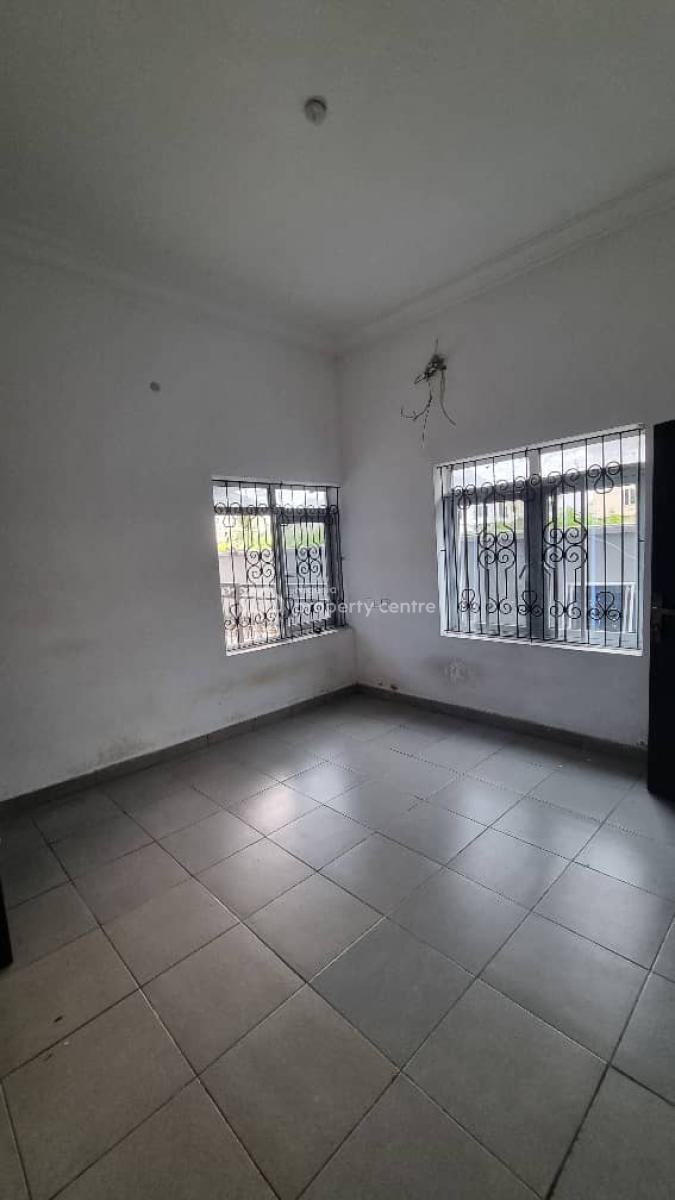 2 Bedroom Apartment in a Serene Estate, Ikota - Lekki, Lekki, Lagos, Flat / Apartment for Rent