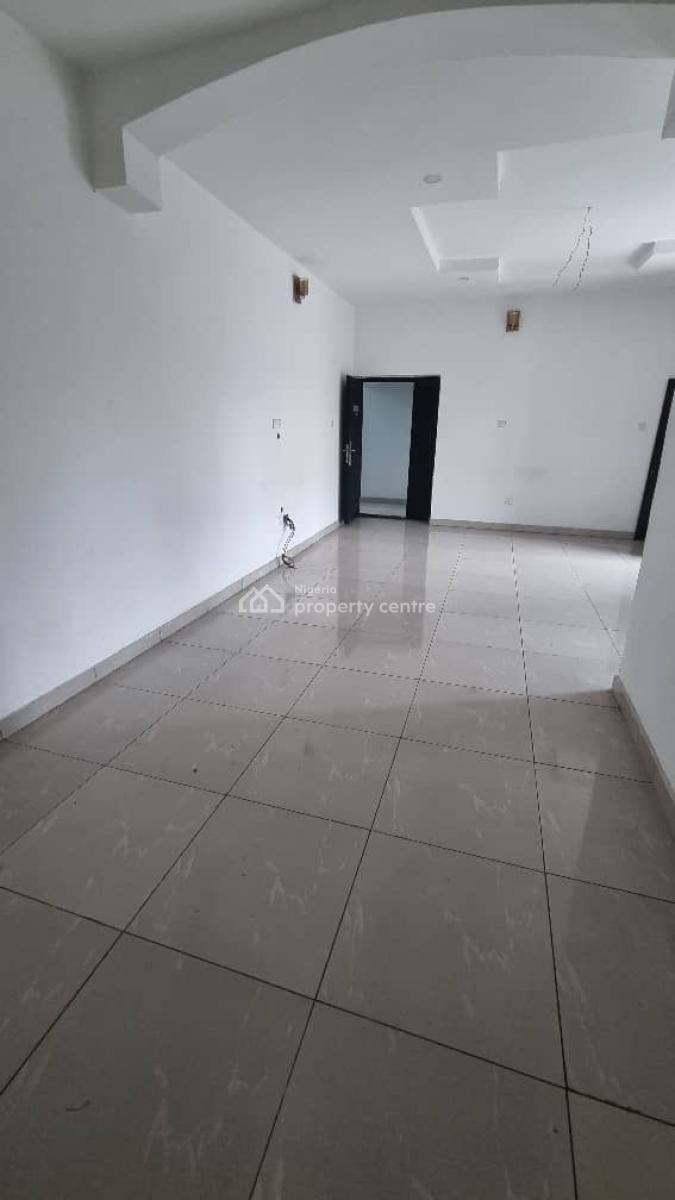 2 Bedroom Apartment in a Serene Estate, Ikota - Lekki, Lekki, Lagos, Flat / Apartment for Rent