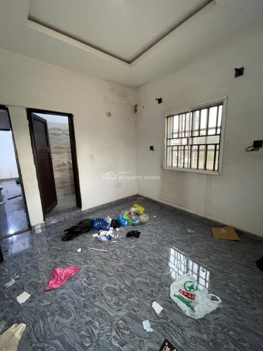 Standard 3 Bedroom Flat, Life Camp After Berger Yard By Nigerian Ghana School, Life Camp, Abuja, Flat / Apartment for Rent