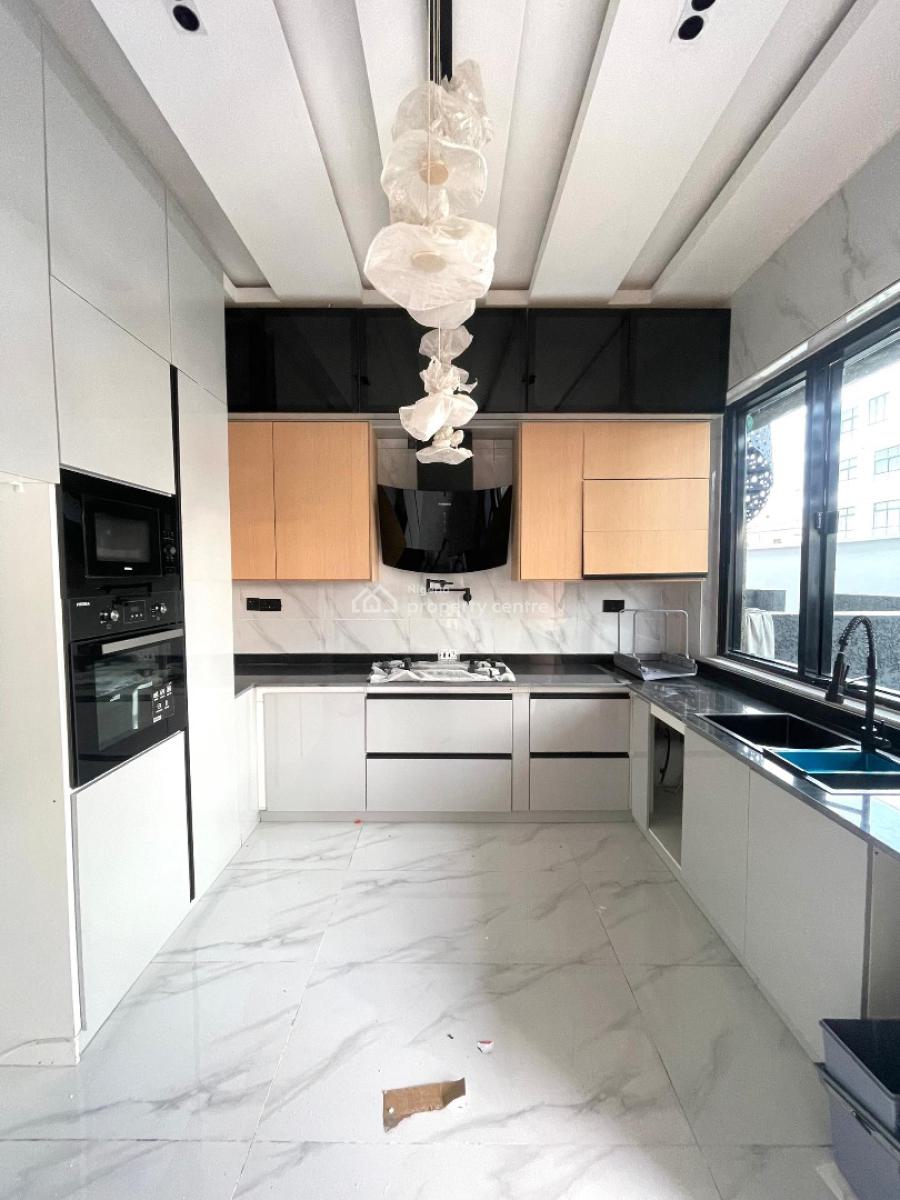 Exquisite 4 Bedroom Terrace Duplex with a Bq,pool,gym, Lekki Phase 1, Lekki, Lagos, House for Sale