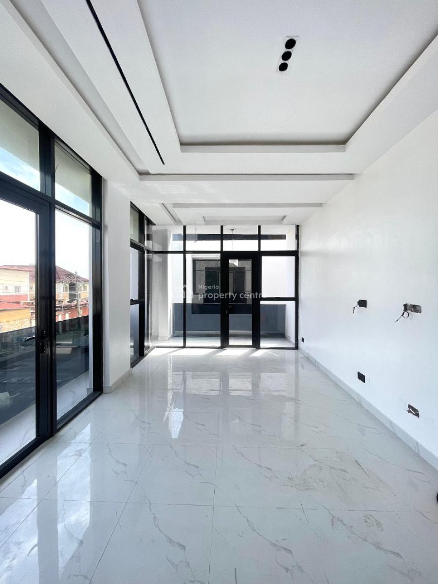 Exquisite 4 Bedroom Terrace Duplex with a Bq,pool,gym, Lekki Phase 1, Lekki, Lagos, House for Sale