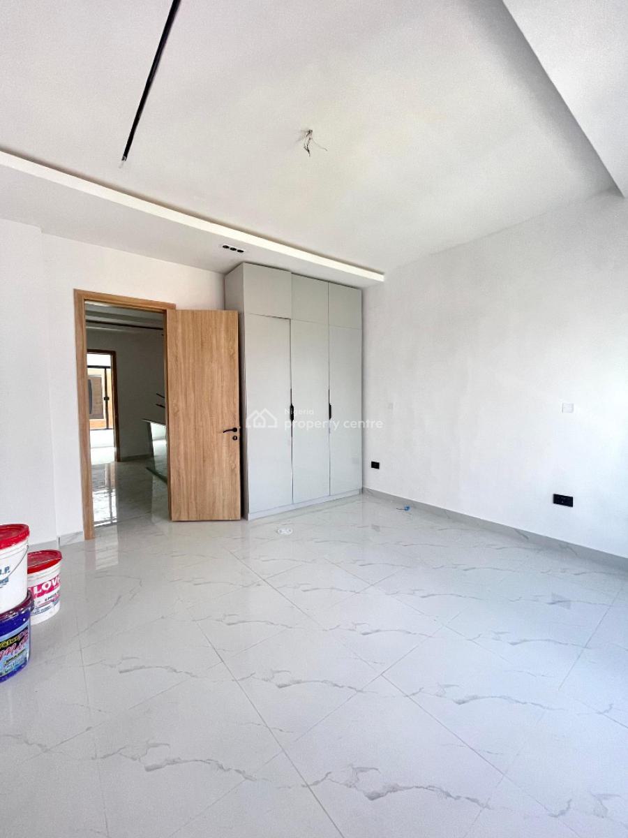 Exquisite 4 Bedroom Terrace Duplex with a Bq,pool,gym, Lekki Phase 1, Lekki, Lagos, House for Sale