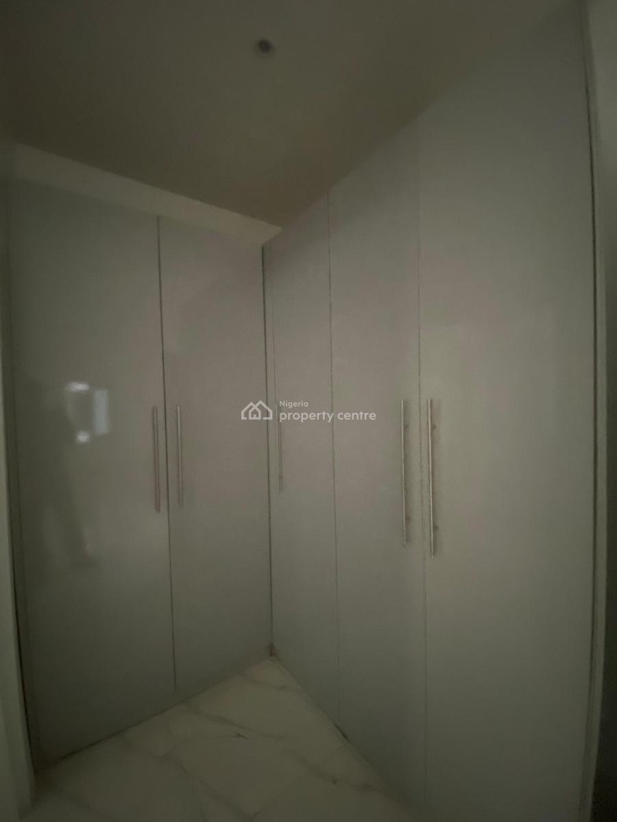 One Last Available Unit of a Luxury 3 Bedroom Apartment, Lekki Phase 1, Lekki, Lagos, Block of Flats for Sale