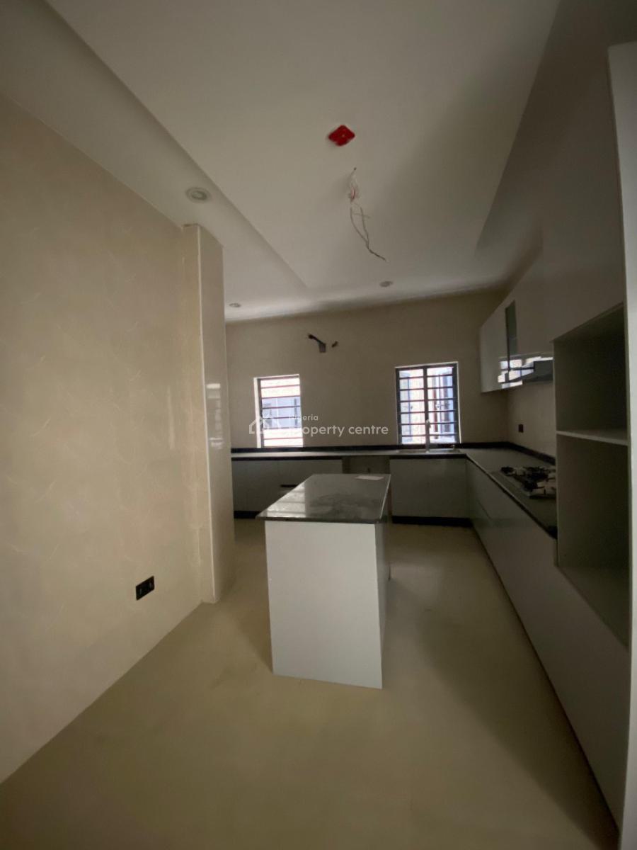 One Last Available Unit of a Luxury 3 Bedroom Apartment, Lekki Phase 1, Lekki, Lagos, Block of Flats for Sale