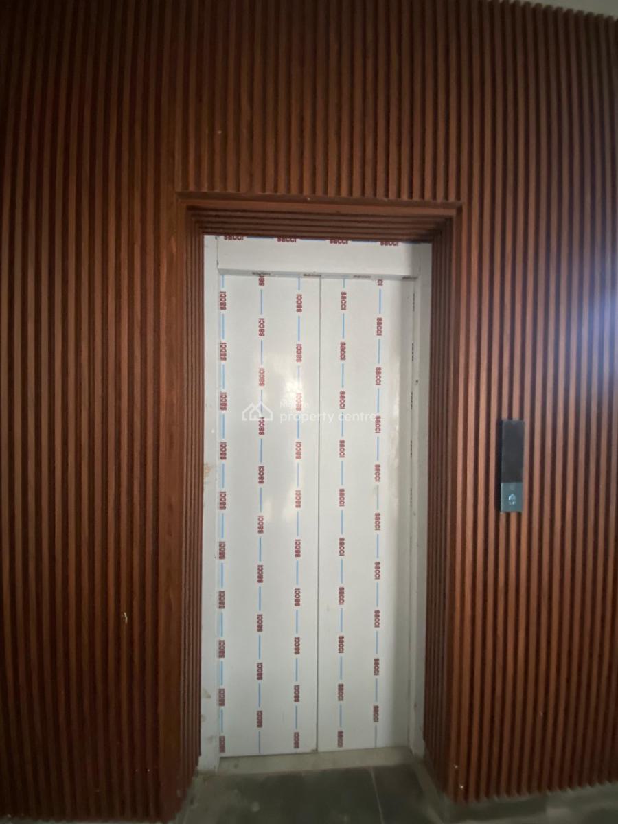 One Last Available Unit of a Luxury 3 Bedroom Apartment, Lekki Phase 1, Lekki, Lagos, Block of Flats for Sale