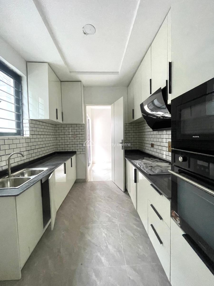 Spacious 2 Bedroom Apartment Fully Serviced Apartment, Elevator,pool, Ikate, Lekki, Lagos, Flat / Apartment for Sale