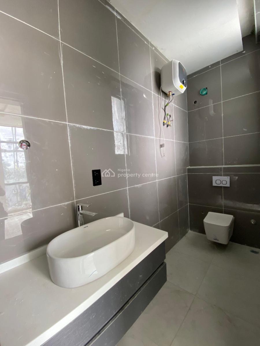 Newly Built 2 Bedroom Apartment with Swimming Pool, Gym , Bq, Lekki Phase 1, Lekki, Lagos, Block of Flats for Sale