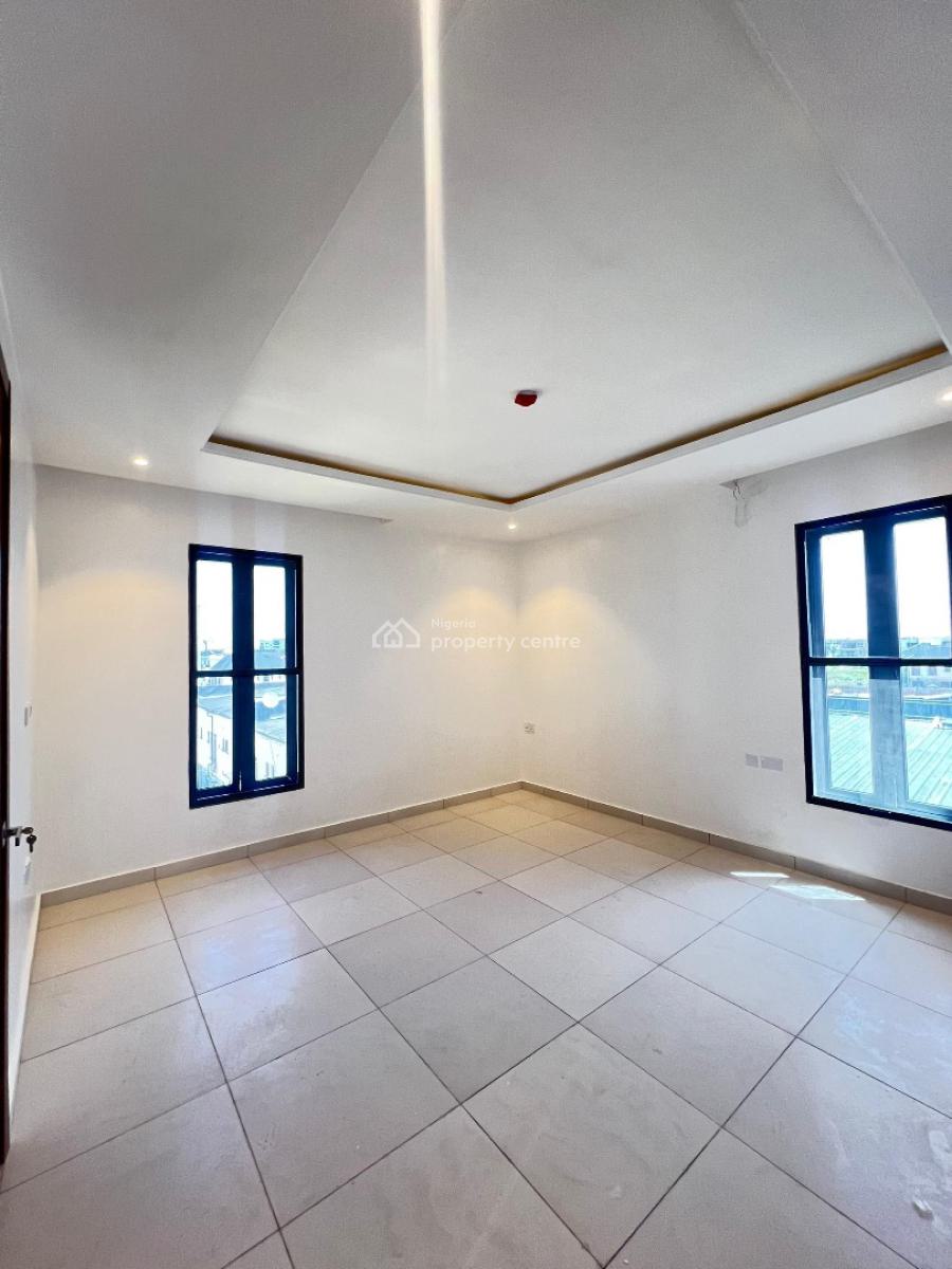 Stunning 2 Bedroom Apartment in a Well Secured Location, Ikate Elegushi, Lekki, Lagos, Flat / Apartment for Sale