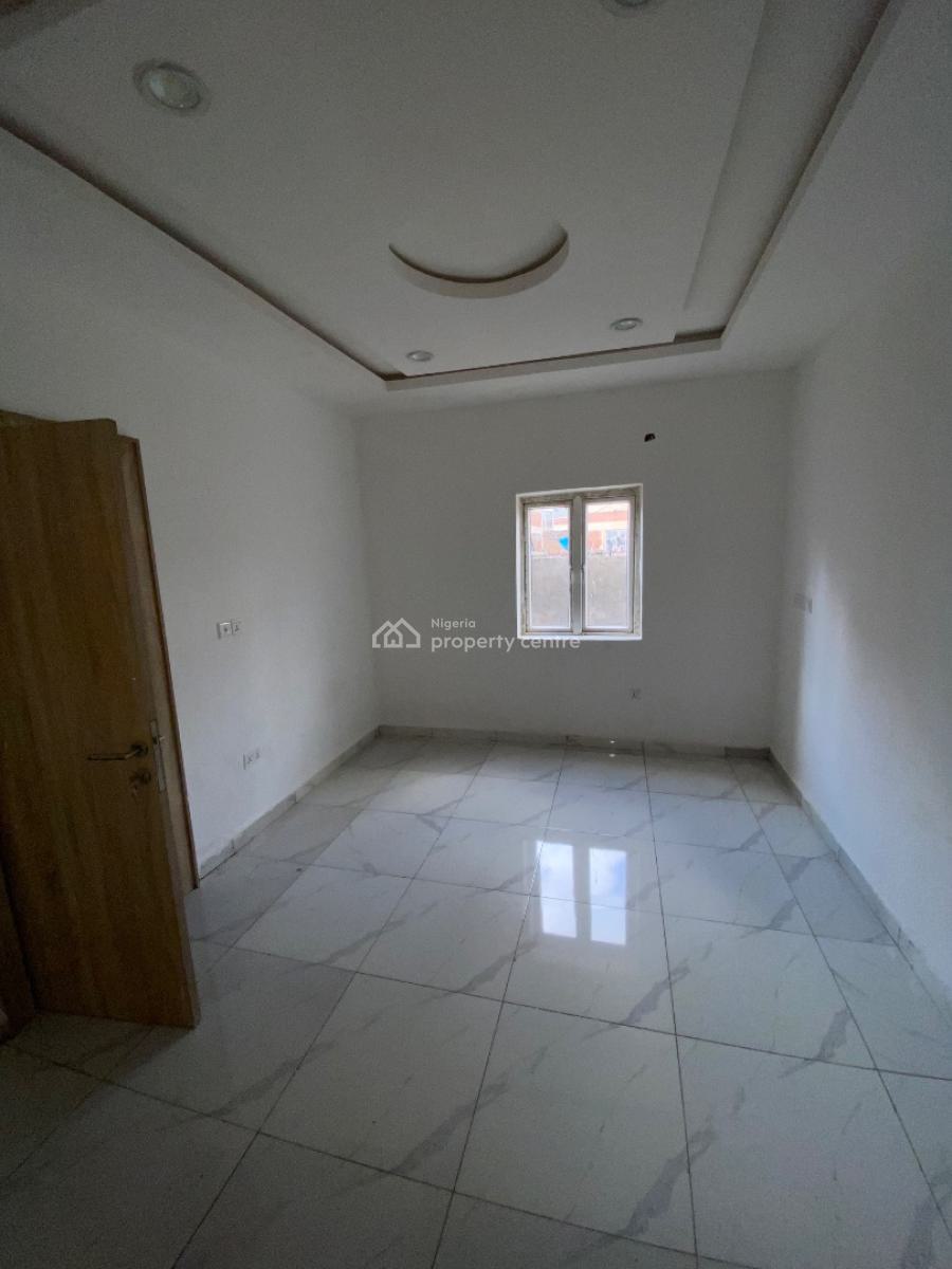 Luxury Three Bedroom Block of Flat, News Engineering, Dawaki, Gwarinpa, Abuja, Flat / Apartment for Rent
