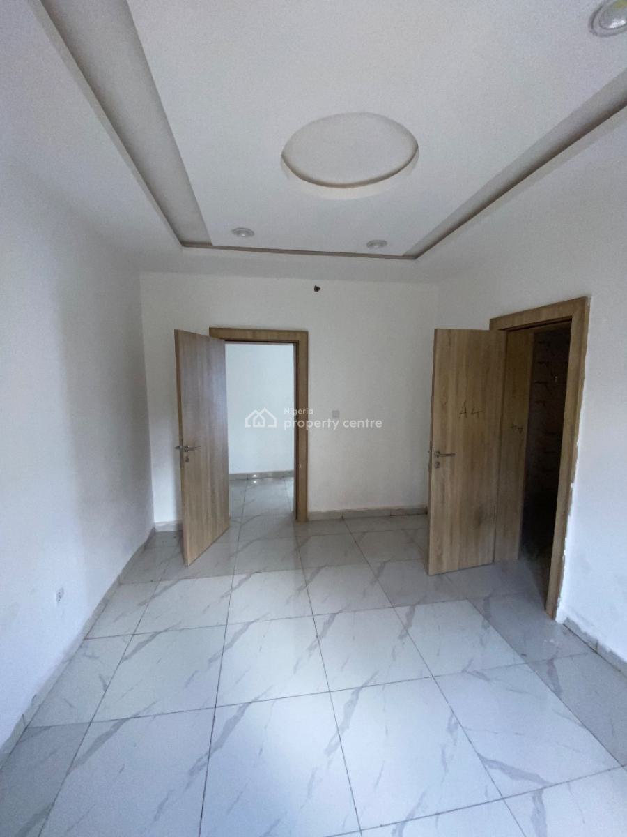 Luxury Three Bedroom Block of Flat, News Engineering, Dawaki, Gwarinpa, Abuja, Flat / Apartment for Rent