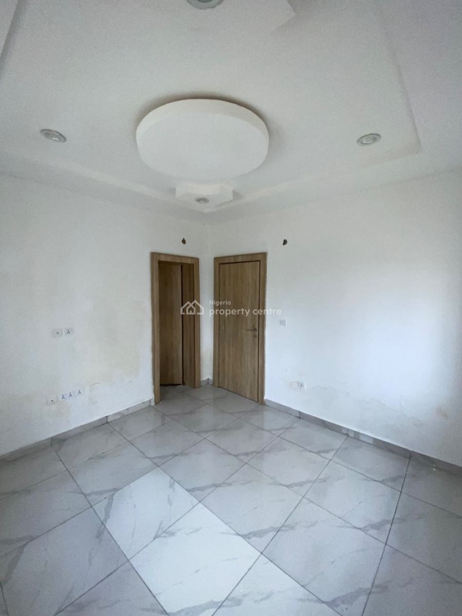 Luxury Three Bedroom Block of Flat, News Engineering, Dawaki, Gwarinpa, Abuja, Flat / Apartment for Rent