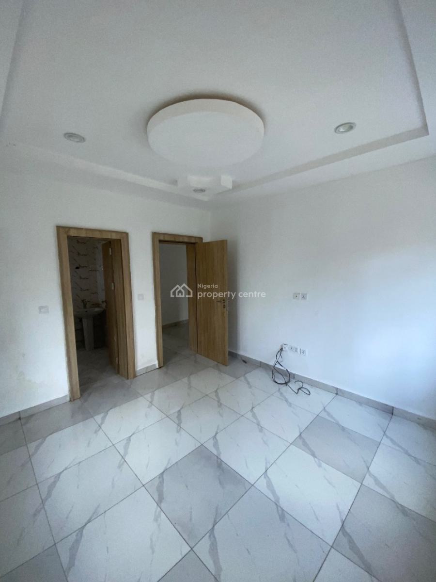 Luxury Three Bedroom Block of Flat, News Engineering, Dawaki, Gwarinpa, Abuja, Flat / Apartment for Rent
