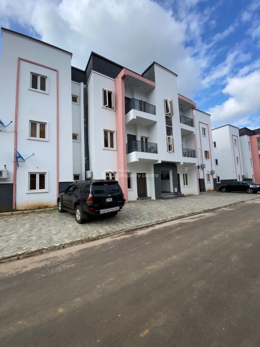 Luxury Three Bedroom Block of Flat, News Engineering, Dawaki, Gwarinpa, Abuja, Flat / Apartment for Rent