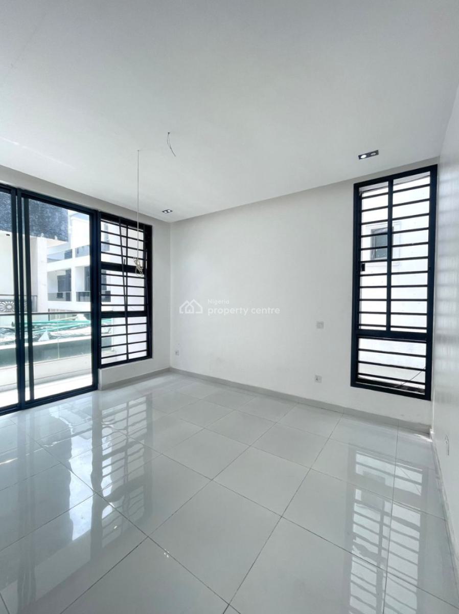 Beautiful 2 Bedroom Apartment with a Pool and Gym, Ologolo, Lekki, Lagos, Flat / Apartment for Sale