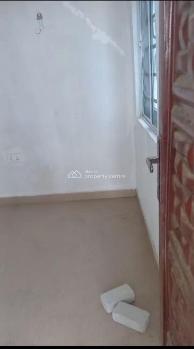 Spacious Single Room Self Contain Upstairs, Marwa, Lekki Right.. Close to Oniru, Lekki, Lagos, Self Contain (single Rooms) for Rent