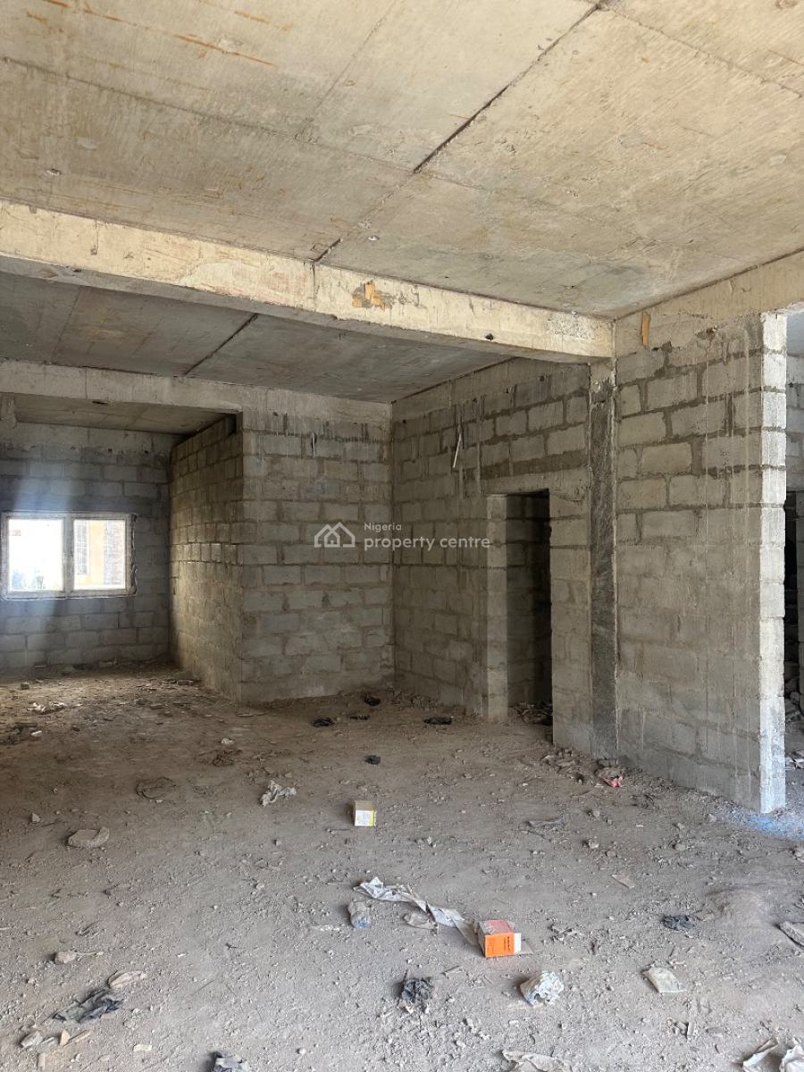 5bedroom Semi Detached Duplex with a Bq (carcass), Galadimawa, Abuja, Semi-detached Duplex for Sale
