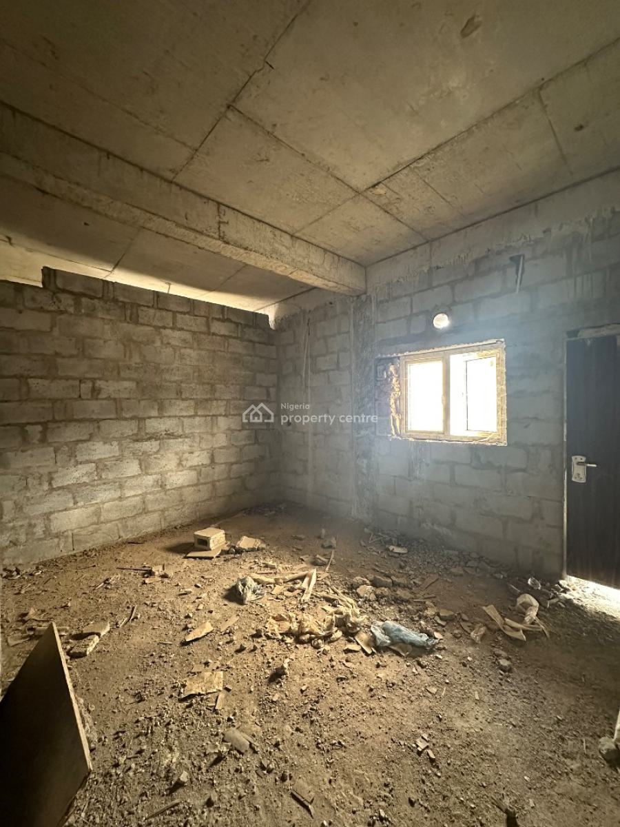 5bedroom Semi Detached Duplex with a Bq (carcass), Galadimawa, Abuja, Semi-detached Duplex for Sale