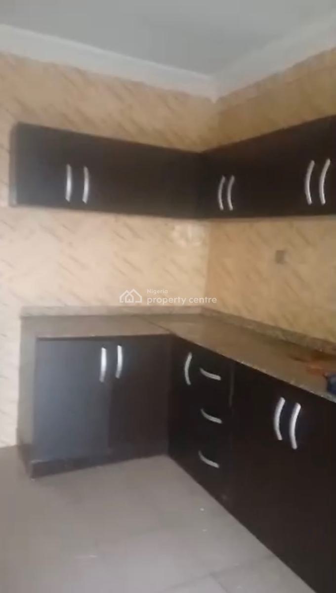 3 Bedroom Block of Flat, Zone 6, Wuse, Abuja, Flat / Apartment for Rent