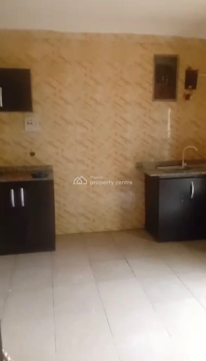 3 Bedroom Block of Flat, Zone 6, Wuse, Abuja, Flat / Apartment for Rent