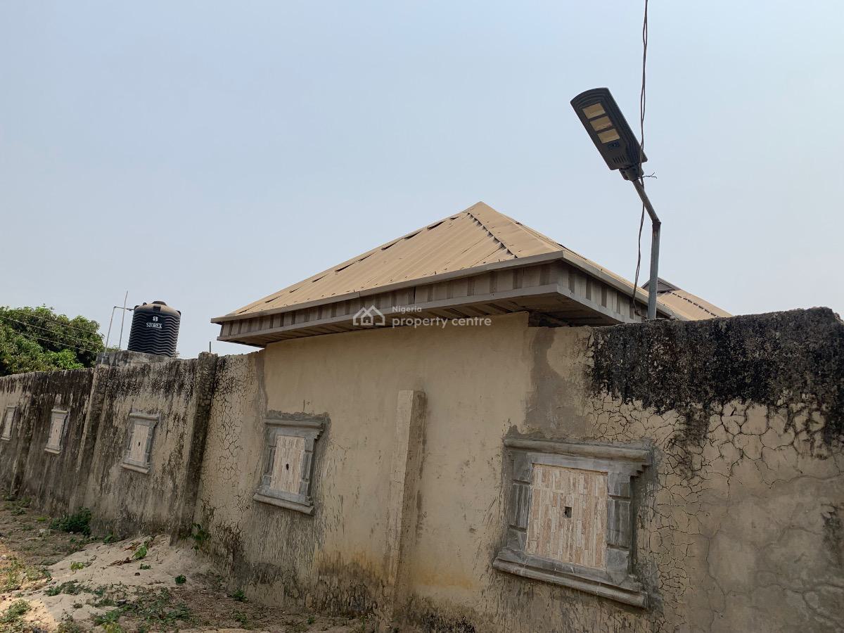 2unit of 1bedroom/1unit of 2bedroom/ Security House, 34 Damilola Ogunsanya Heritage Estate Agunfoye Igbogbo Ikorodu Lagos, Ikorodu, Lagos, Block of Flats for Sale