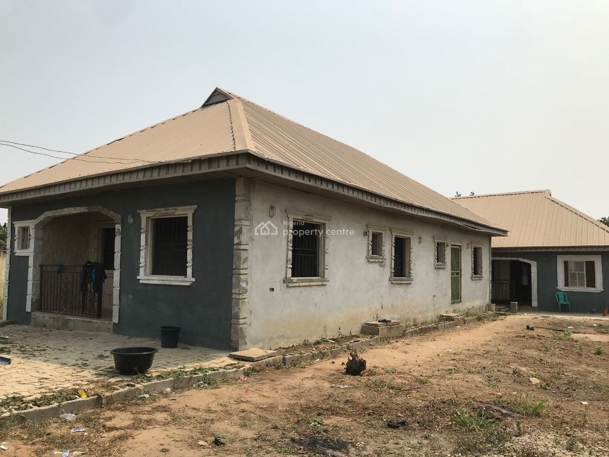 2unit of 1bedroom/1unit of 2bedroom/ Security House, 34 Damilola Ogunsanya Heritage Estate Agunfoye Igbogbo Ikorodu Lagos, Ikorodu, Lagos, Block of Flats for Sale