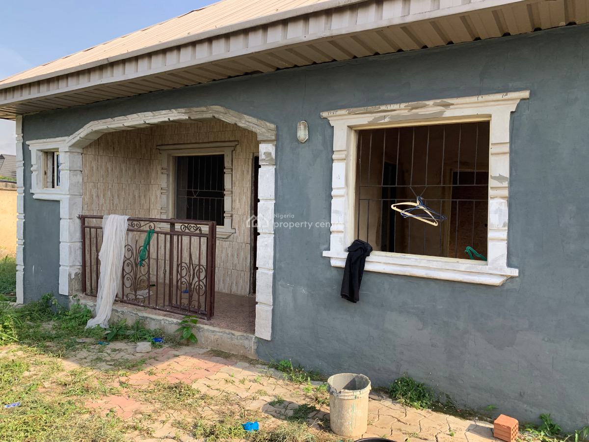 2unit of 1bedroom/1unit of 2bedroom/ Security House, 34 Damilola Ogunsanya Heritage Estate Agunfoye Igbogbo Ikorodu Lagos, Ikorodu, Lagos, Block of Flats for Sale