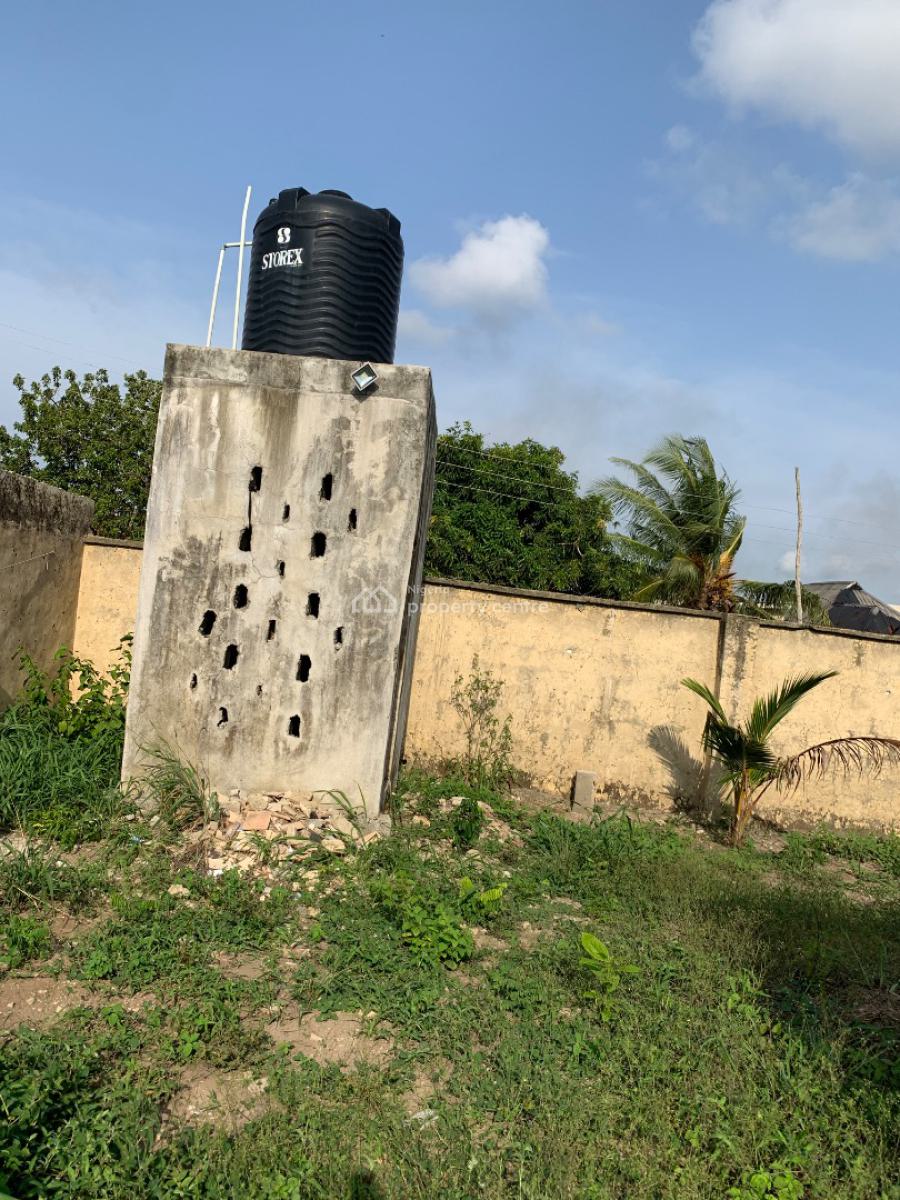 2unit of 1bedroom/1unit of 2bedroom/ Security House, 34 Damilola Ogunsanya Heritage Estate Agunfoye Igbogbo Ikorodu Lagos, Ikorodu, Lagos, Block of Flats for Sale