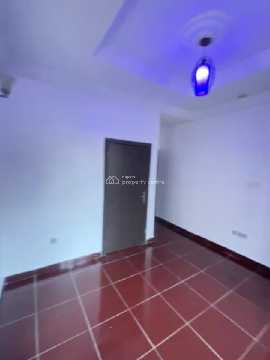 Serviced Roomself Contain Upstairs with Wardrobe, Agungi, Lekki, Lagos, Self Contain (single Rooms) for Rent