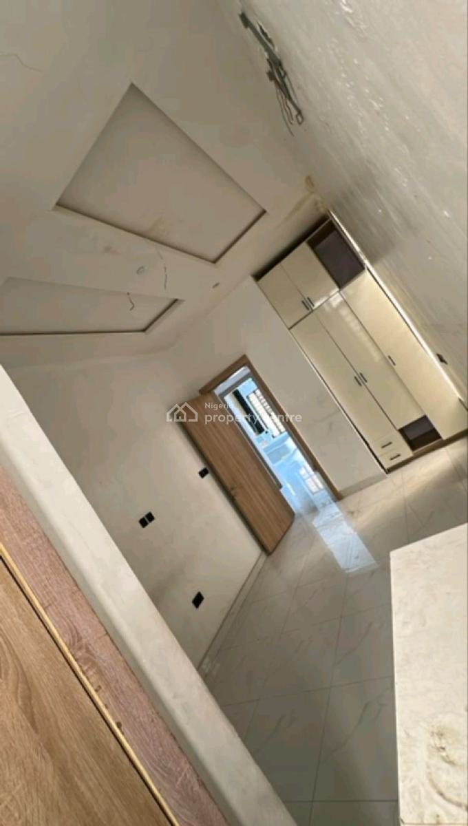 a 4bedroom Terrace Duplex, Ikota Gra, Lekki, Lagos, Terraced Duplex for Sale