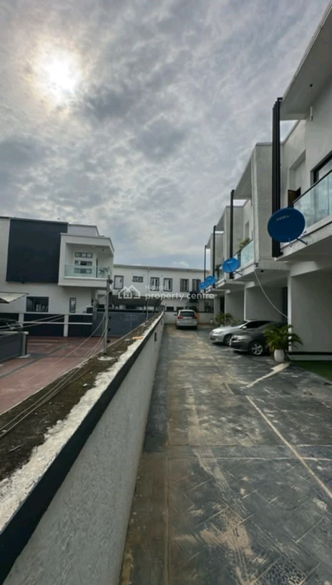 a 4bedroom Terrace Duplex, Ikota Gra, Lekki, Lagos, Terraced Duplex for Sale